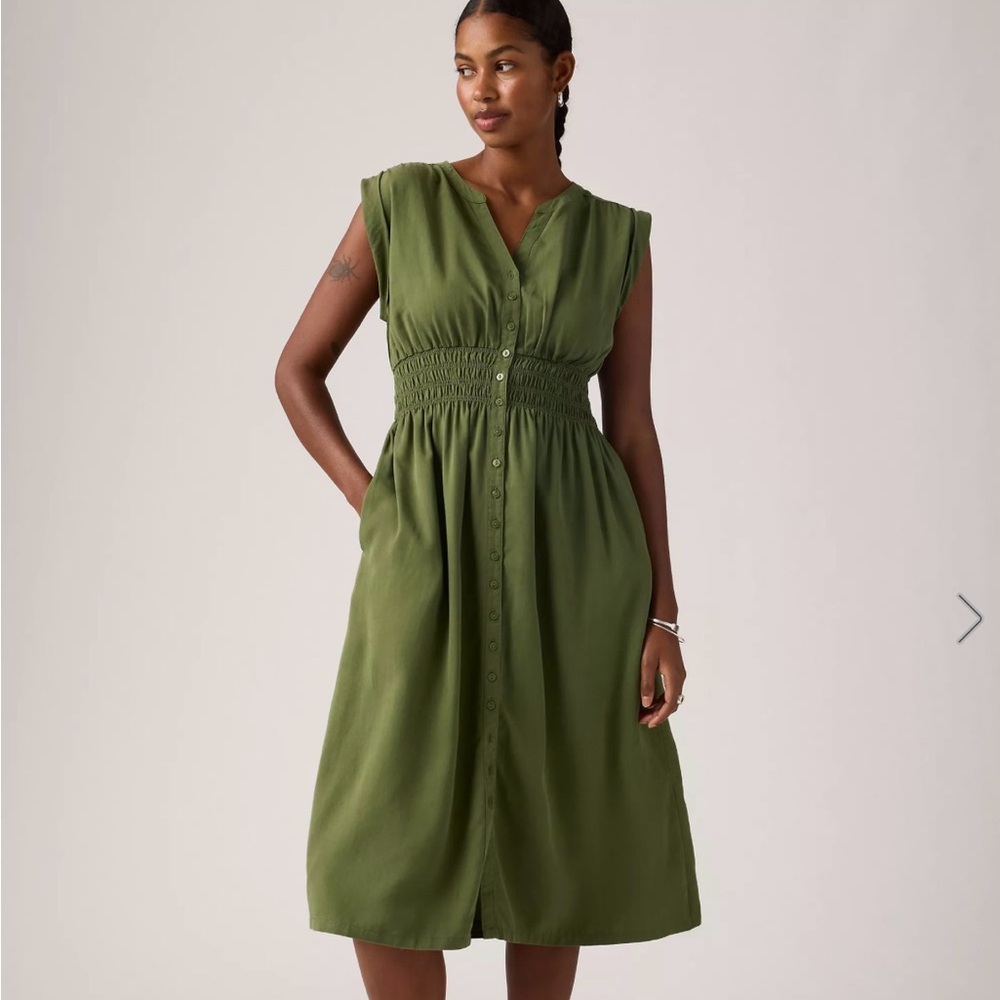 LEVI’S BETTINA DRESS SEA MOSS- women’s medium